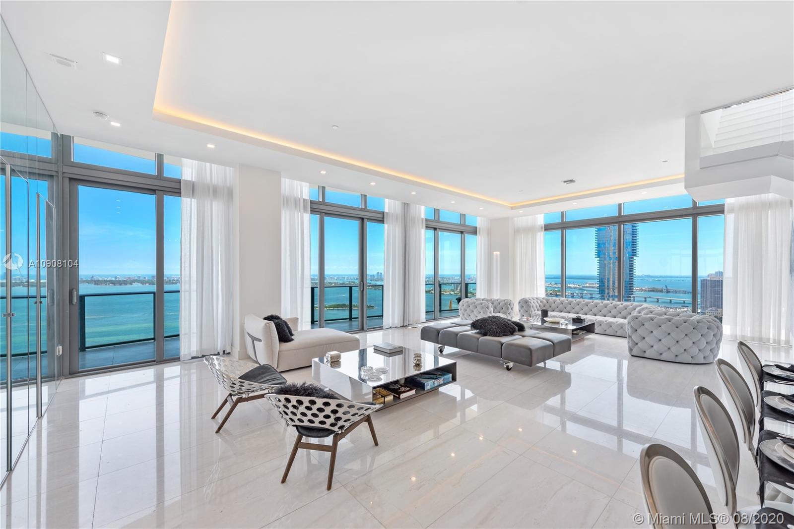 ICON BAY CONDO - Residential
