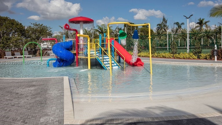 GRAND BAY SOUTH ESTATES - Residential