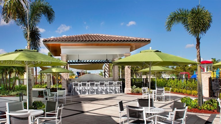 GRAND BAY SOUTH ESTATES - Residential