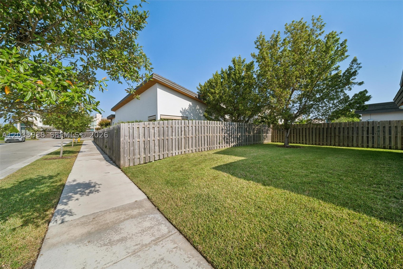 GRAND BAY SOUTH ESTATES - Residential