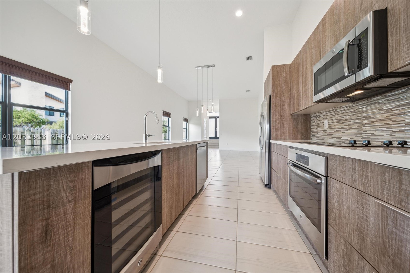 GRAND BAY SOUTH ESTATES - Residential
