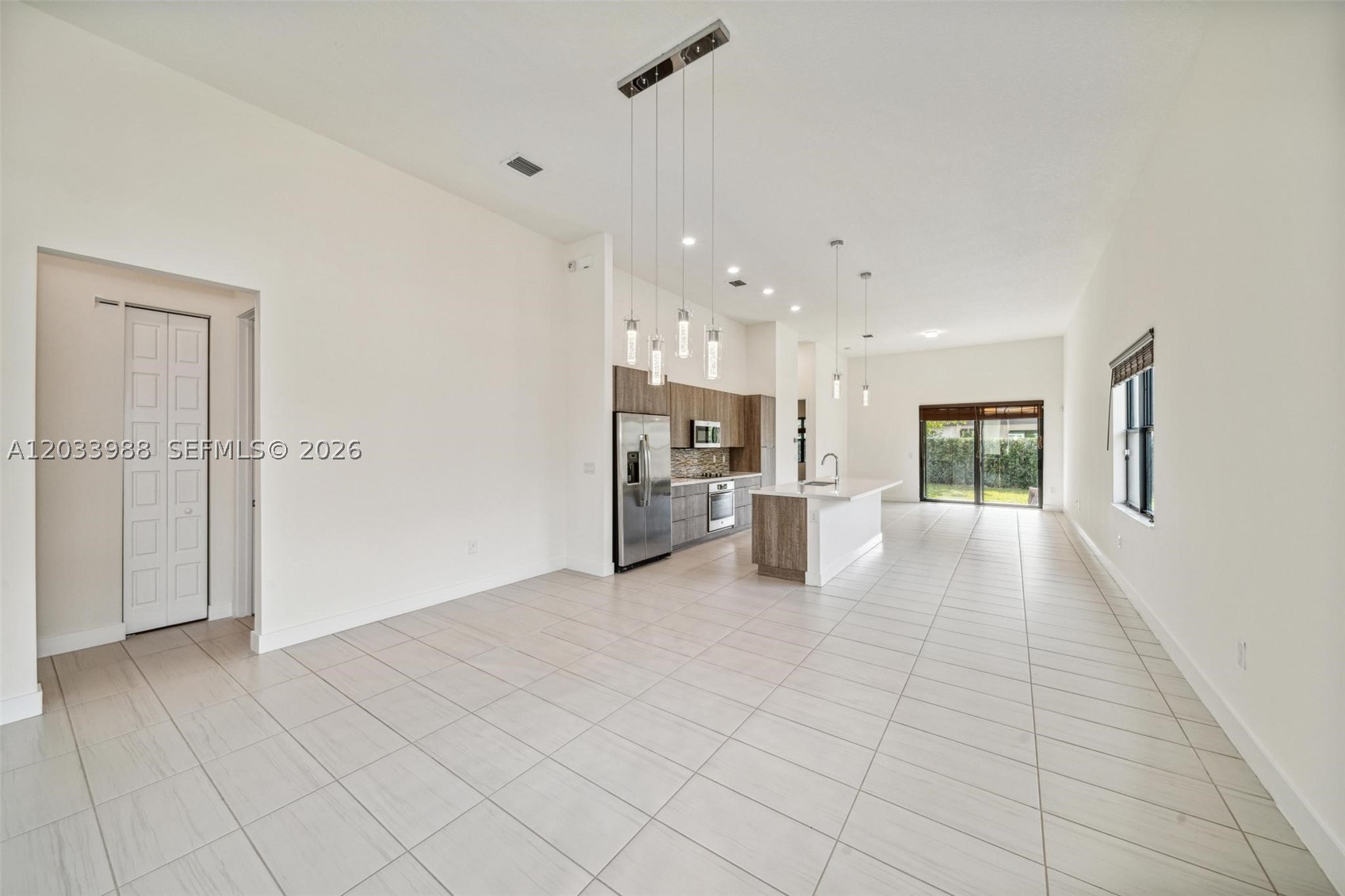 GRAND BAY SOUTH ESTATES - Residential