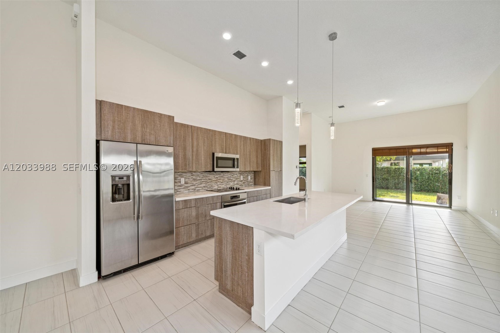 GRAND BAY SOUTH ESTATES - Residential