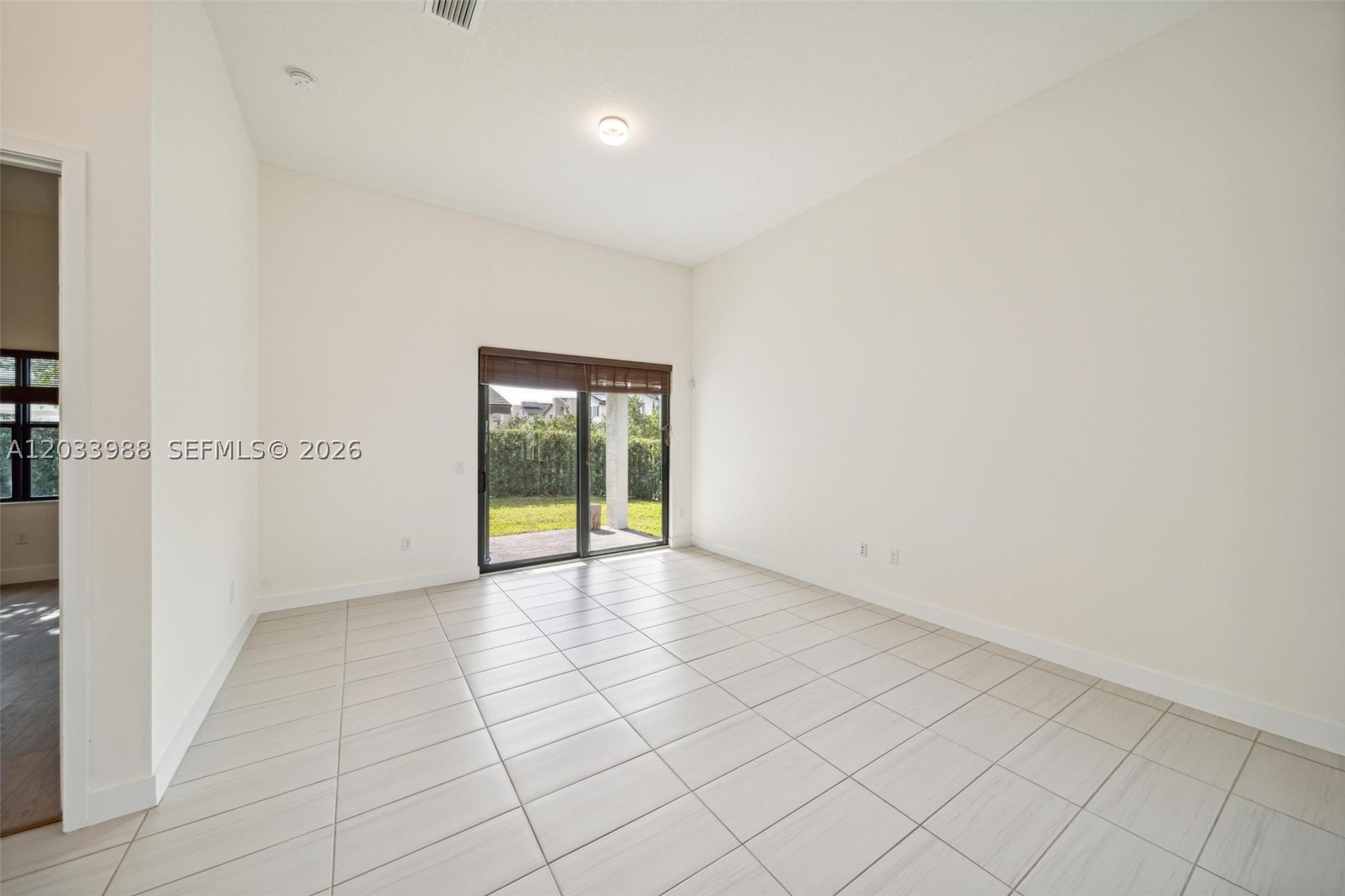 GRAND BAY SOUTH ESTATES - Residential