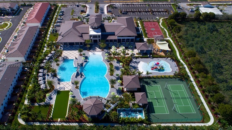 GRAND BAY SOUTH ESTATES - Residential
