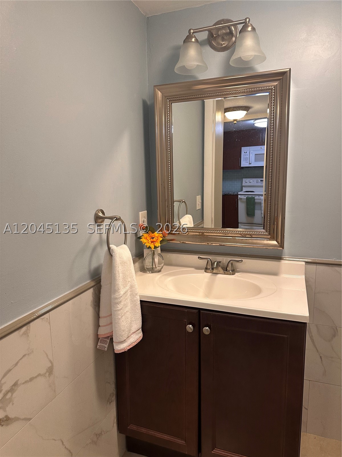 GARDENS OF KENDALL SO CON - Residential Lease