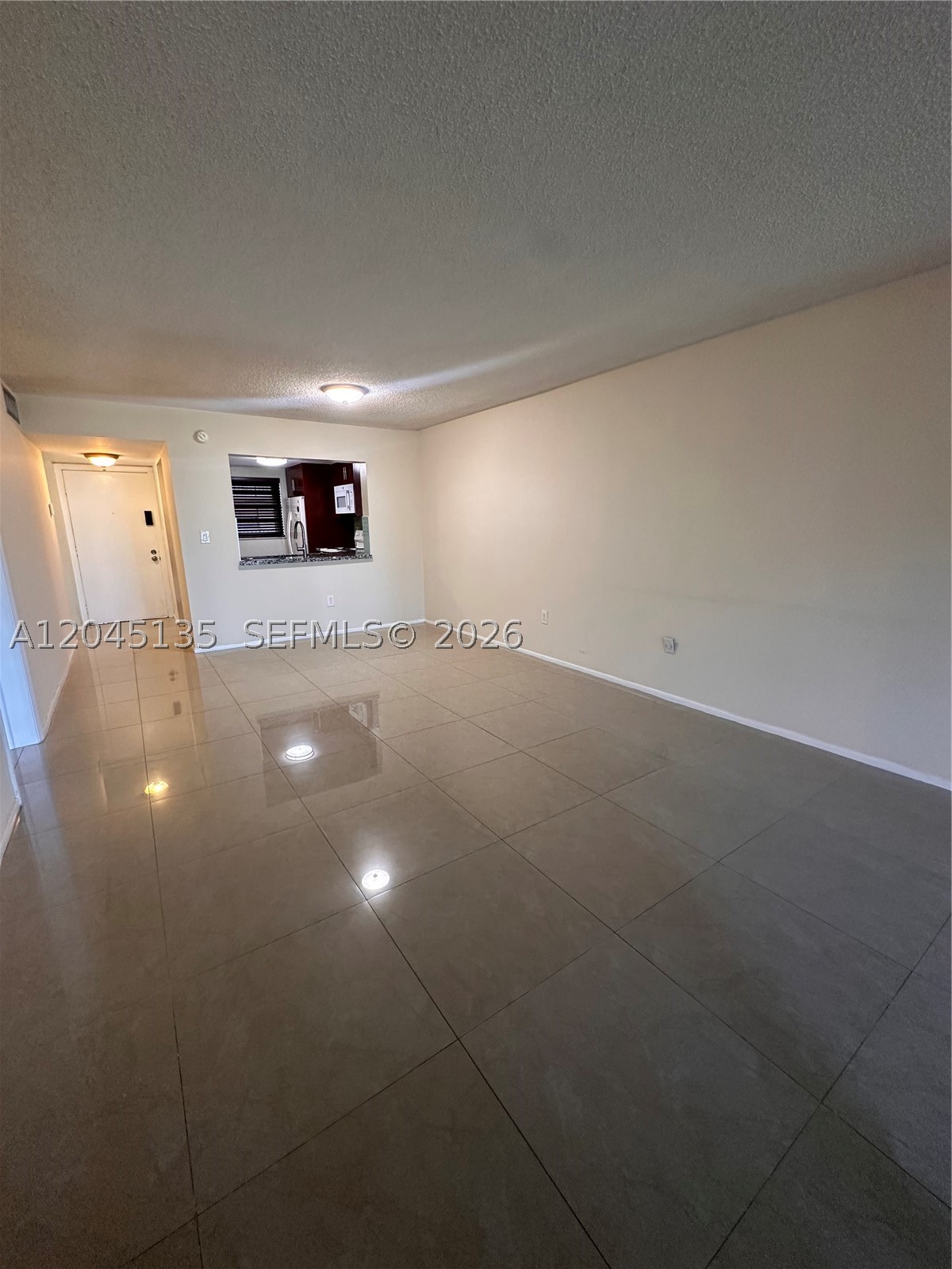 GARDENS OF KENDALL SO CON - Residential Lease