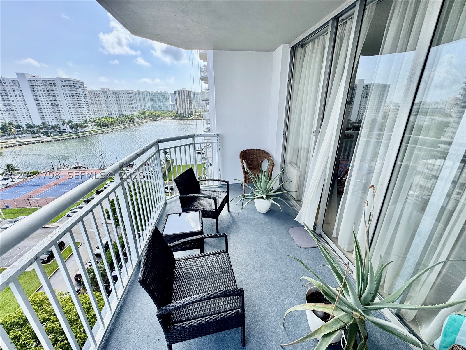 DEL PRADO MARINA - Residential