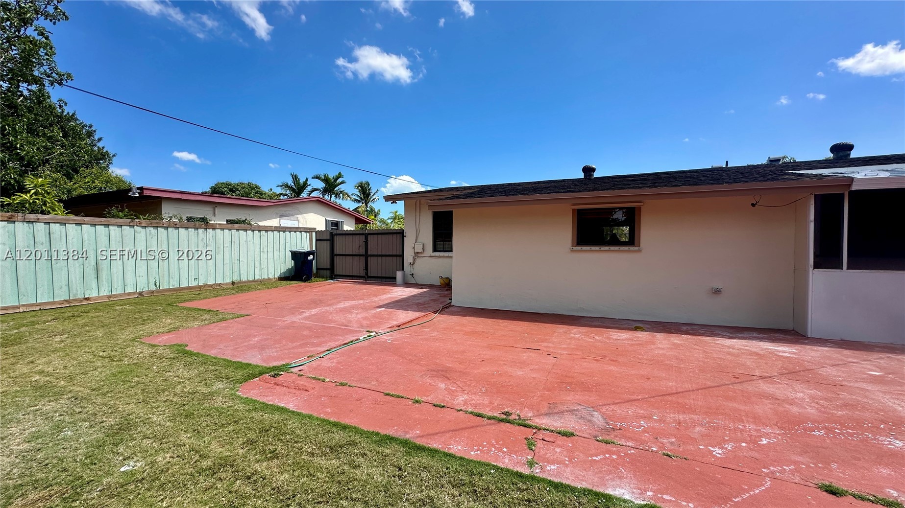 PALMETTO COUNTRY CLUB EST - Residential