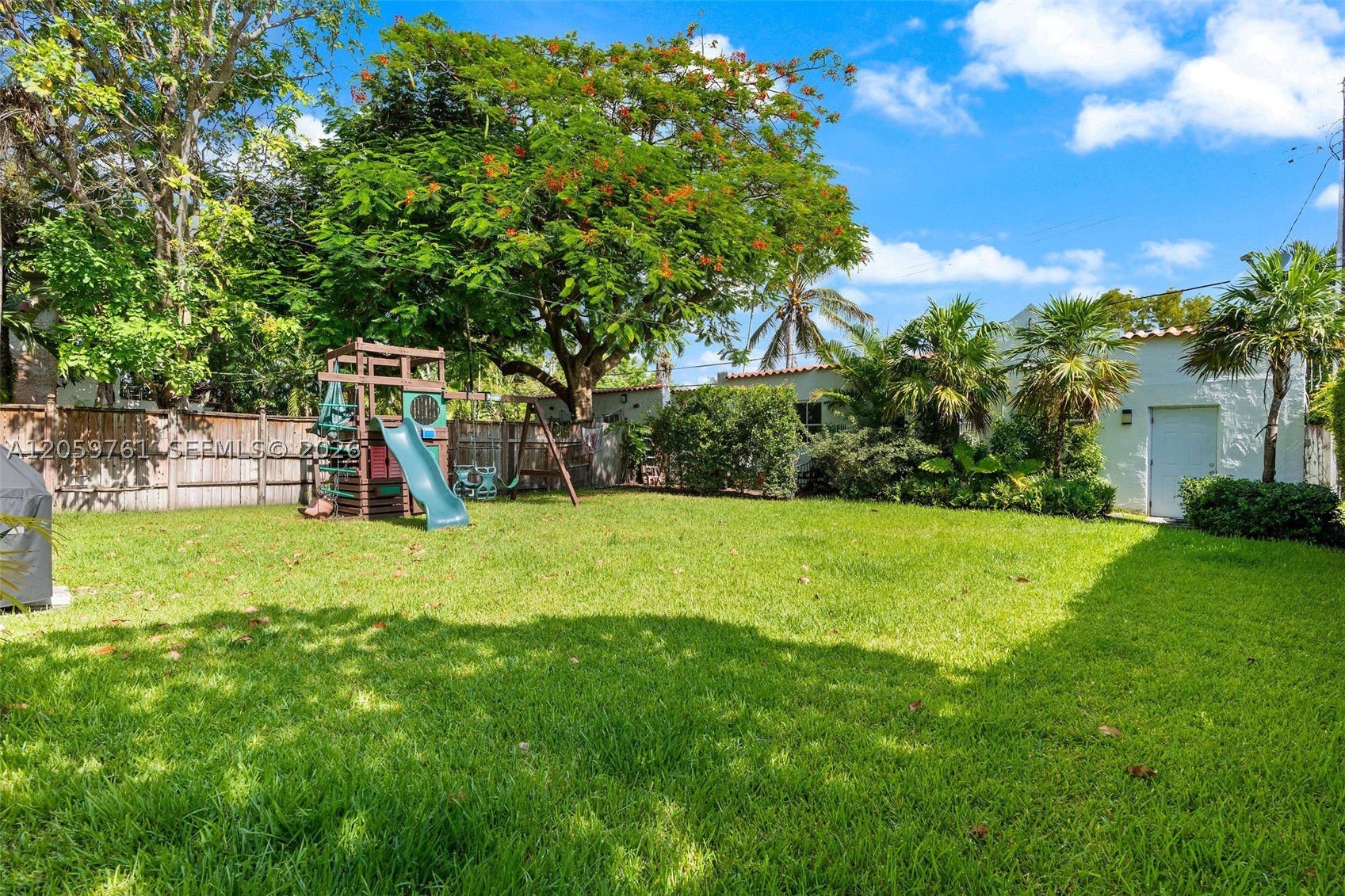 BROOKLAWN - Residential