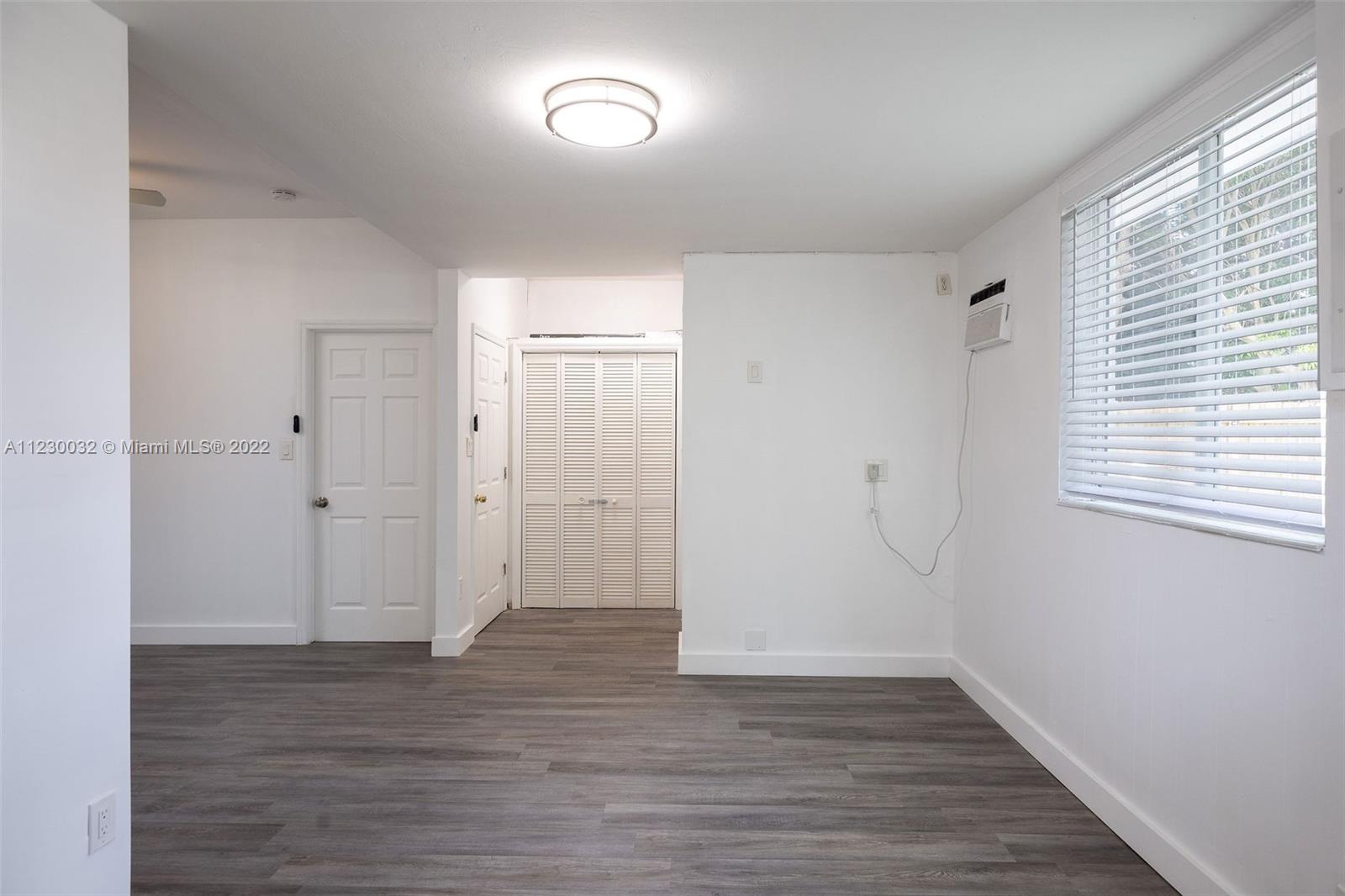 TOWN OF HALLANDALE - Residential Lease