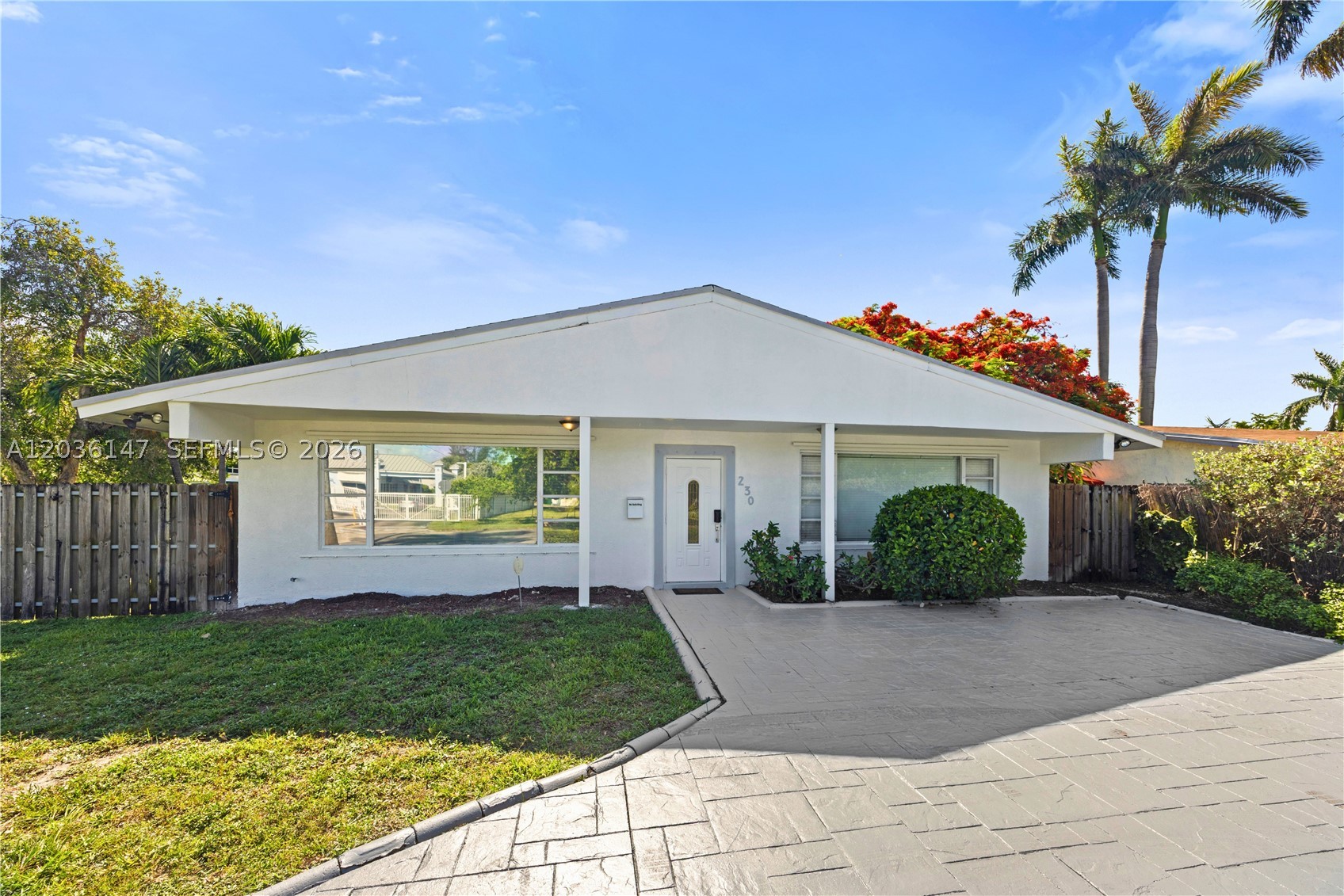 ROYAL PALM VISTA - Residential