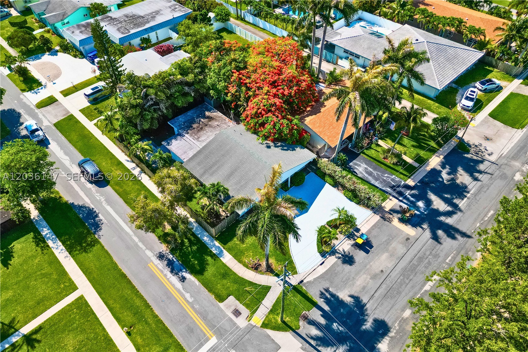 ROYAL PALM VISTA - Residential