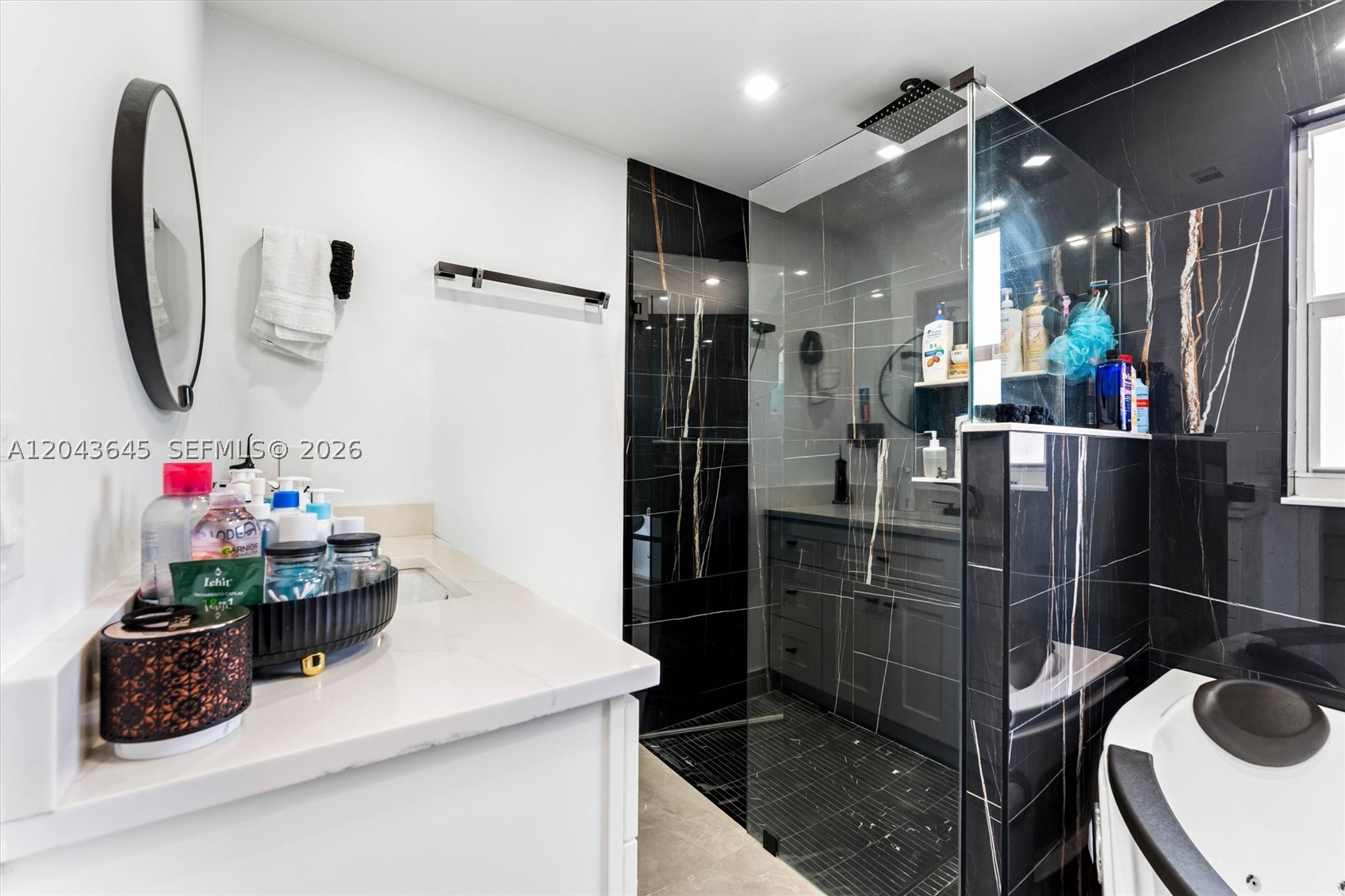 COMMONWEALTH PARK SEC 1 - Residential