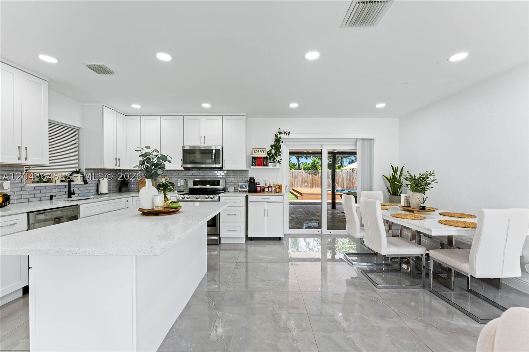 COMMONWEALTH PARK SEC 1 - Residential