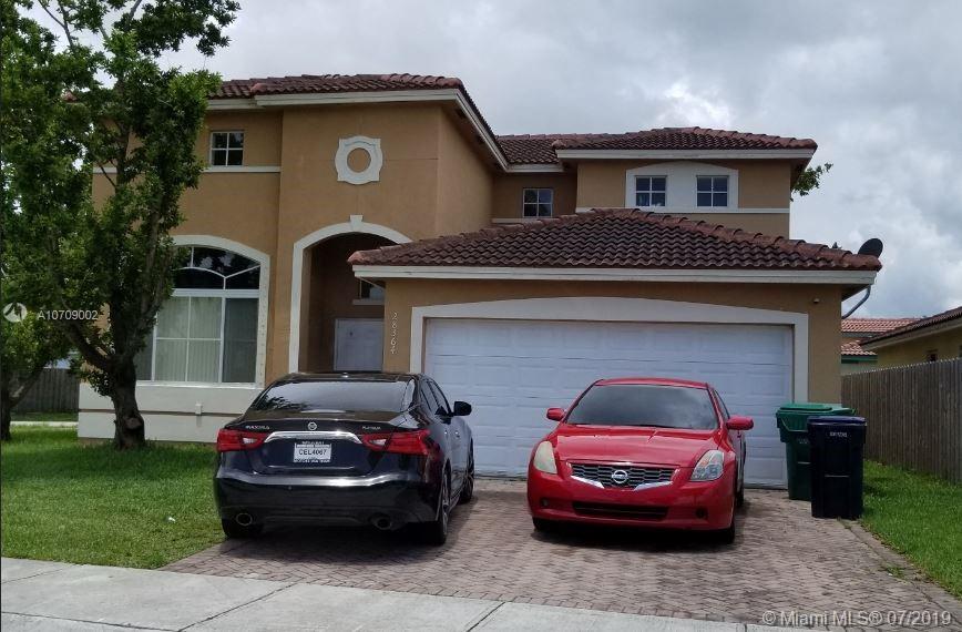 LOCATION! LOCATION! LOCATION! SPACIOUS 4 BEDS / 3 BATHS HOME IN A UNIQUE NEIGHBORHOOD! BUILT IN 2007! NO HOA!!!  IT IS NOT A SHORT SALE! NOT A FORECLOSURE! CONTACT US FOR MORE INFORMATION! WON'T LAST LONG!