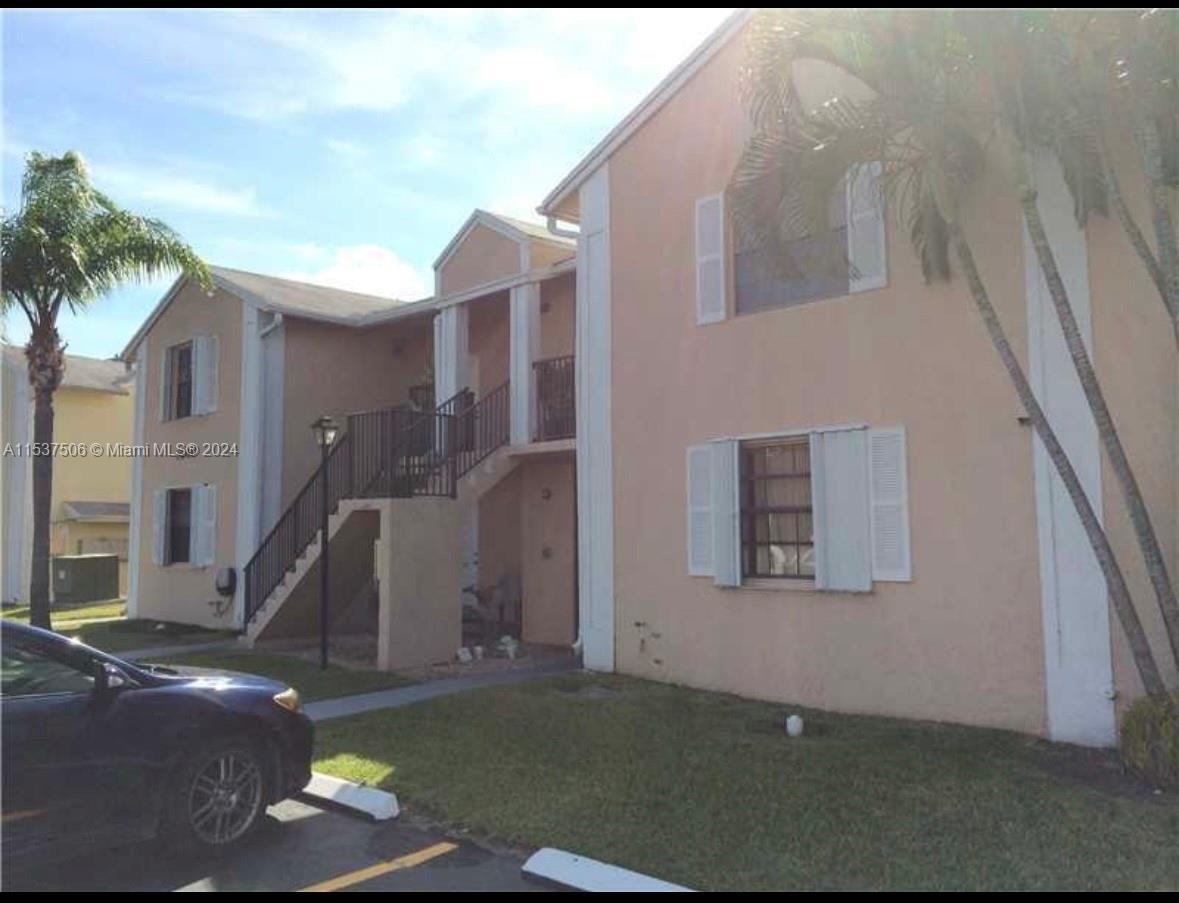 SECTION 8 ACCEPTED 
Welcome to this newly listed 3 bedroom, 2 bath condominium located in the highly sought-after neighborhood in Homestead. Situated in a prime location, this home is just minutes away from shopping centers and restaurants on Campbell Drive, offering convenience at your fingertips.
The condo features three generously sized bedrooms, each offering comfort and privacy. The primary bedroom boasts an ensuite bathroom, providing a private retreat after a long day. The additional bedrooms are perfect for guests, a home office, or a growing family. With its convenient location near shopping centers, restaurants, and major highways, this condominium provides easy access to all that Homestead has to offer.