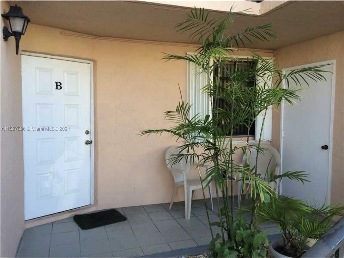 LAKESHORE CONDO I - Residential Lease