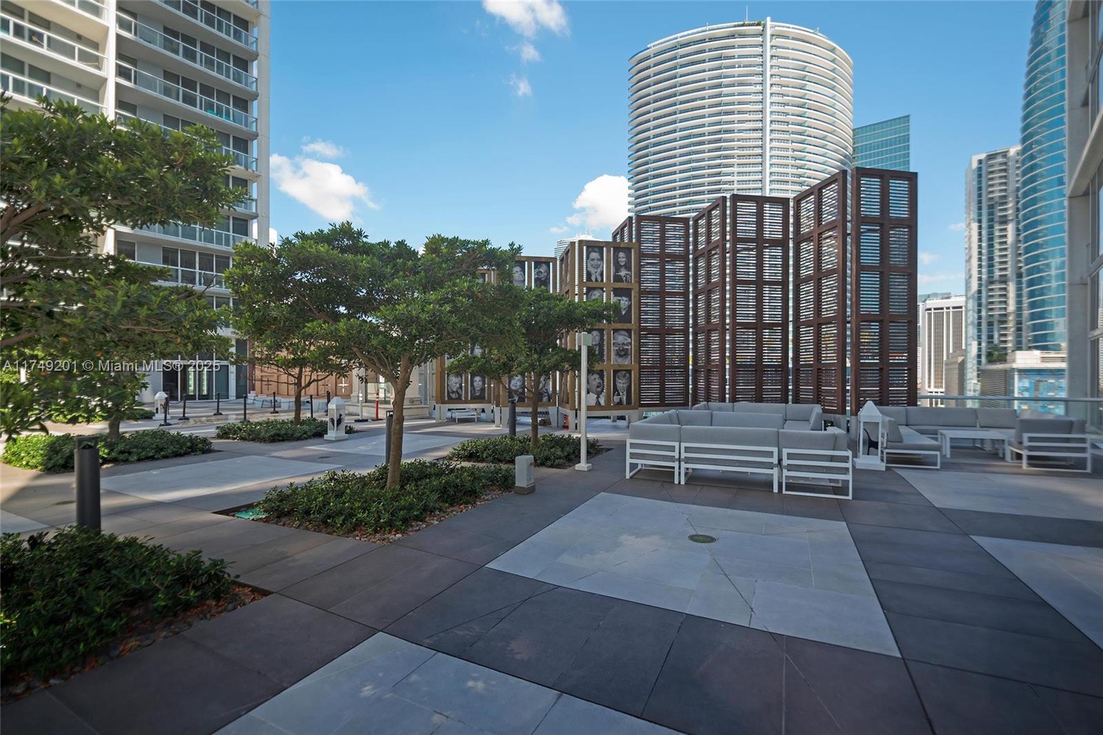 ICON BRICKELL CONDO NO 3 - Residential