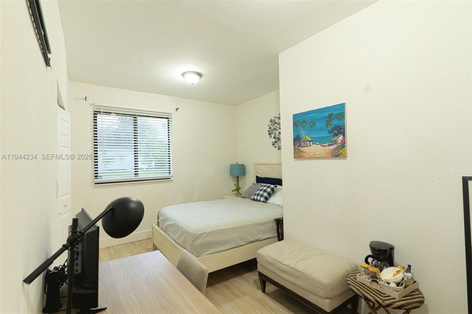 OVERBROOK SHORES NO 3 - Residential
