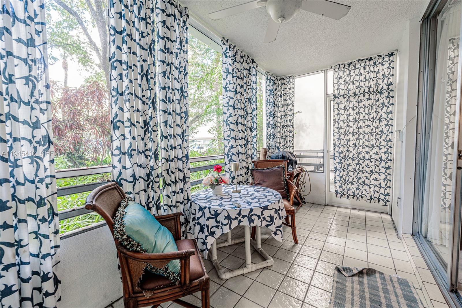 CYPRESS CHASE CONDO NO 8 - Residential