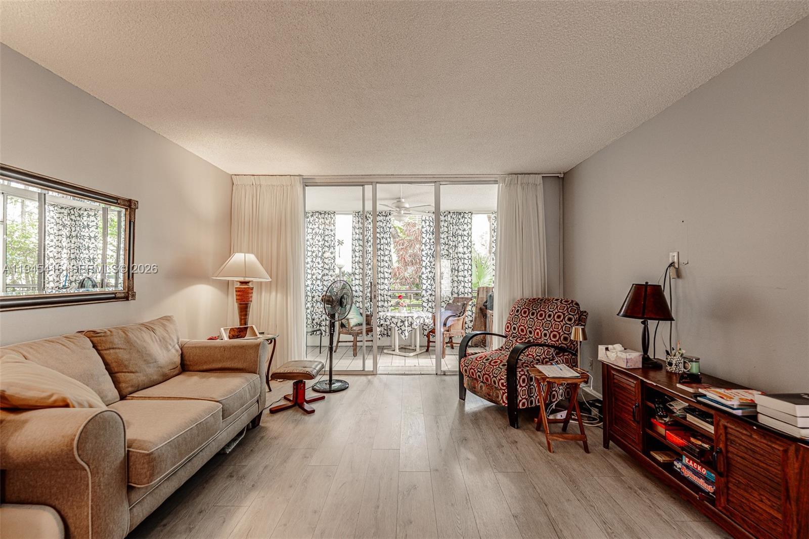 CYPRESS CHASE CONDO NO 8 - Residential