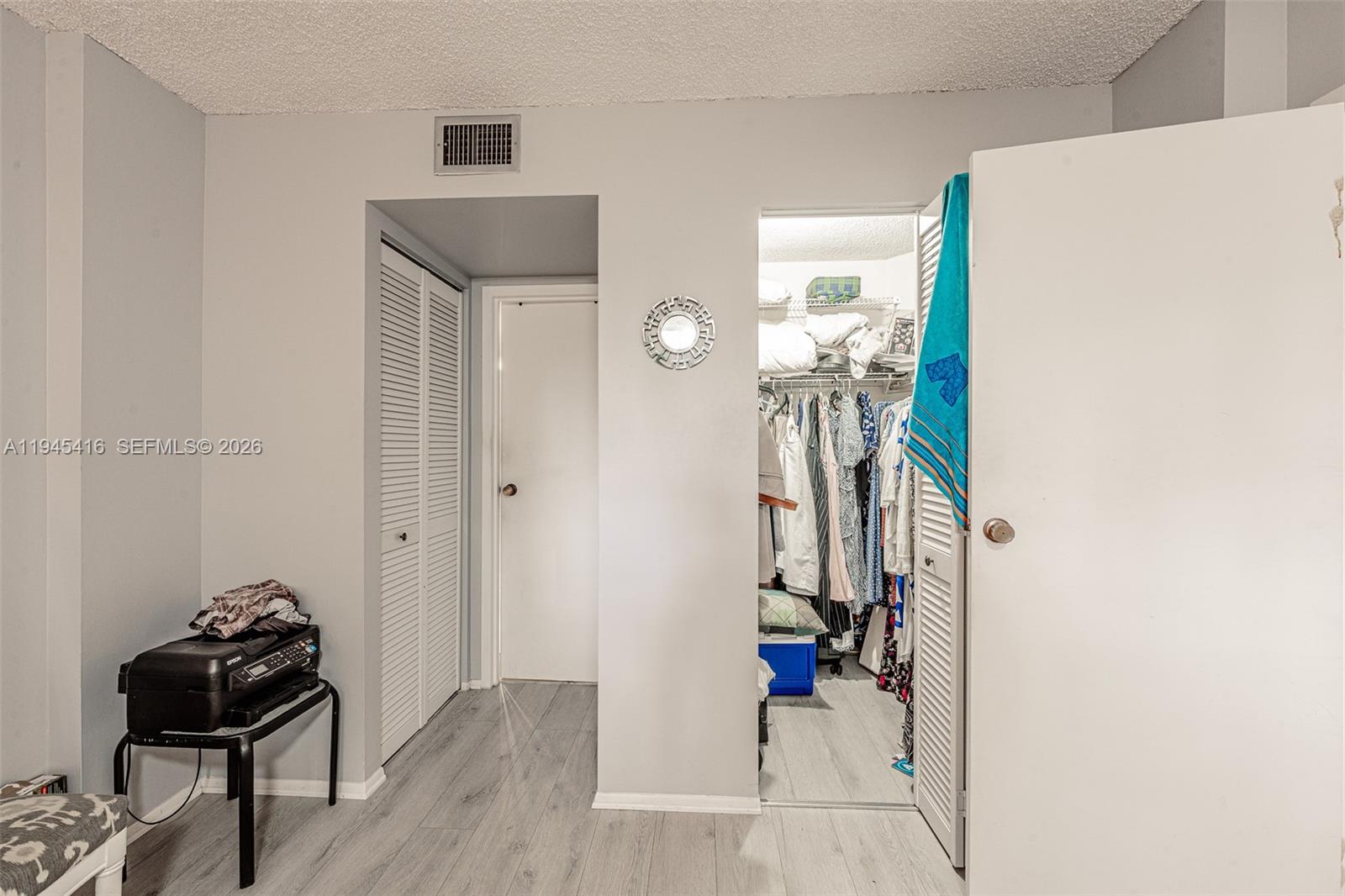 CYPRESS CHASE CONDO NO 8 - Residential