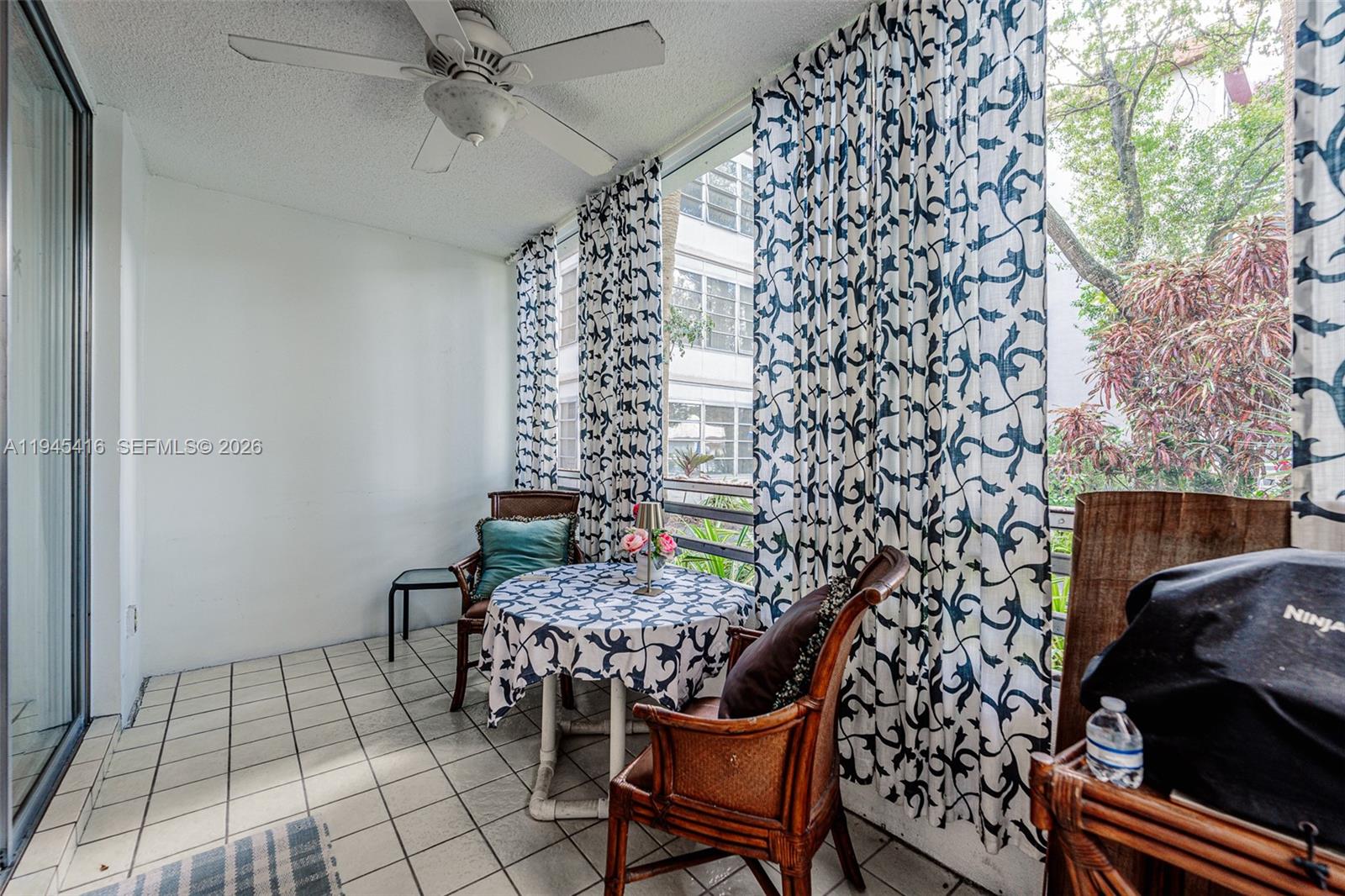 CYPRESS CHASE CONDO NO 8 - Residential