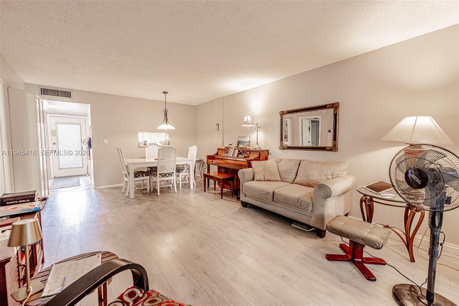 CYPRESS CHASE CONDO NO 8 - Residential