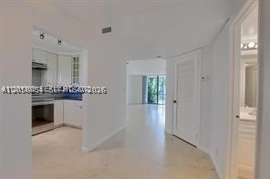 VILLAS AT MEADOW LAKES CO - Residential Lease