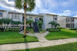 VILLAS AT MEADOW LAKES CO - Residential Lease