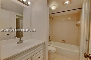 VILLAS AT MEADOW LAKES CO - Residential Lease