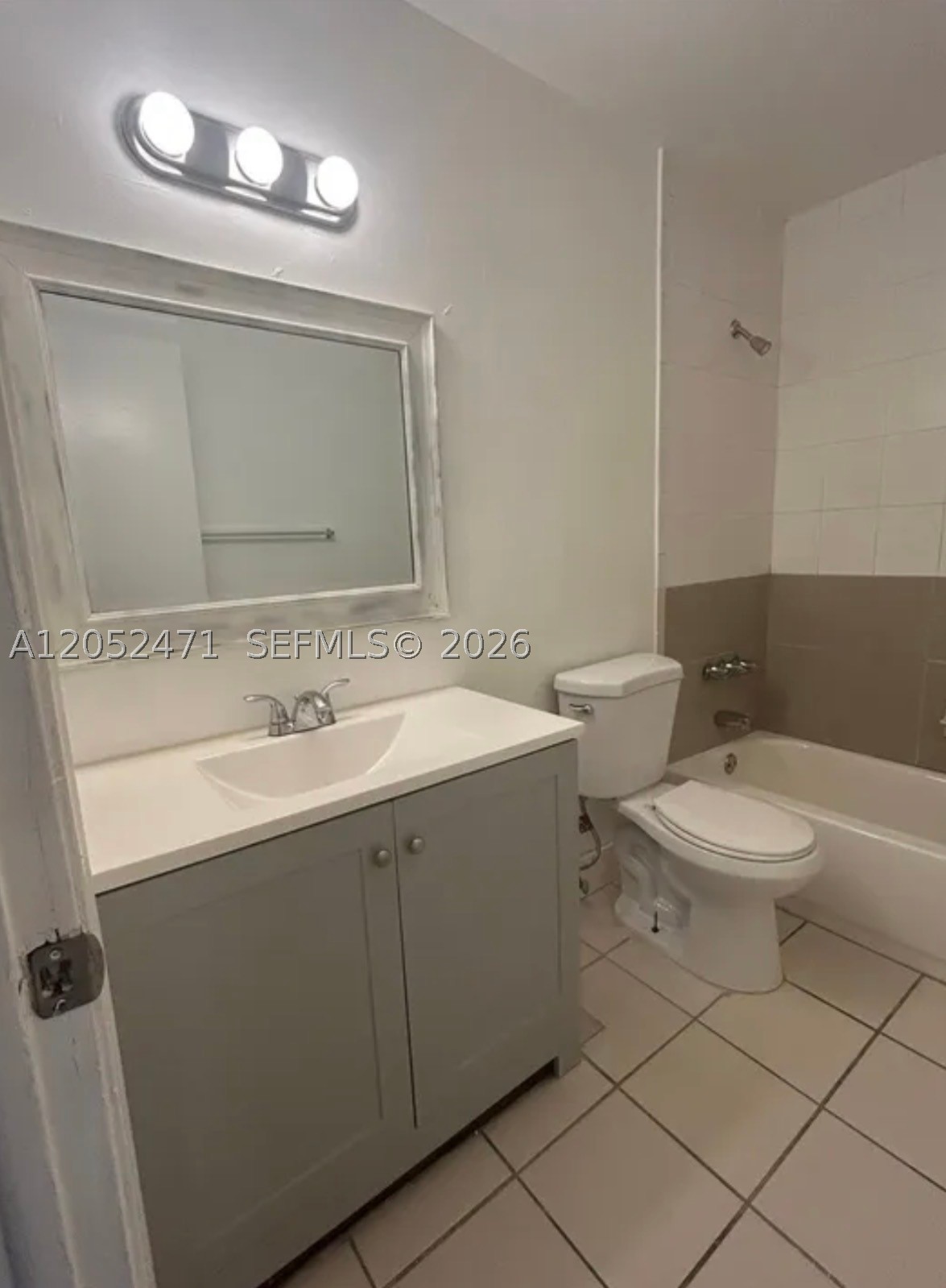OLIVE GLEN VILLAS 2 CONDO - Residential Lease