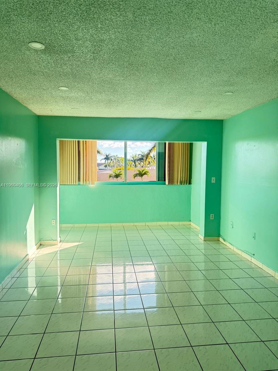 ST ANDREWS COURT CONDO - Residential