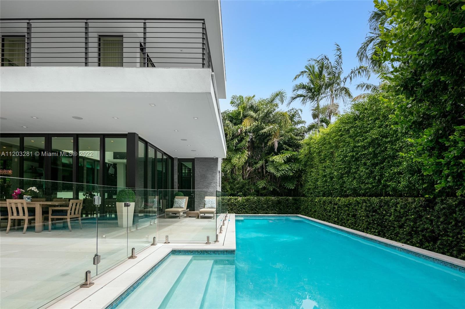 LA GORCE GOLF SUB - Residential