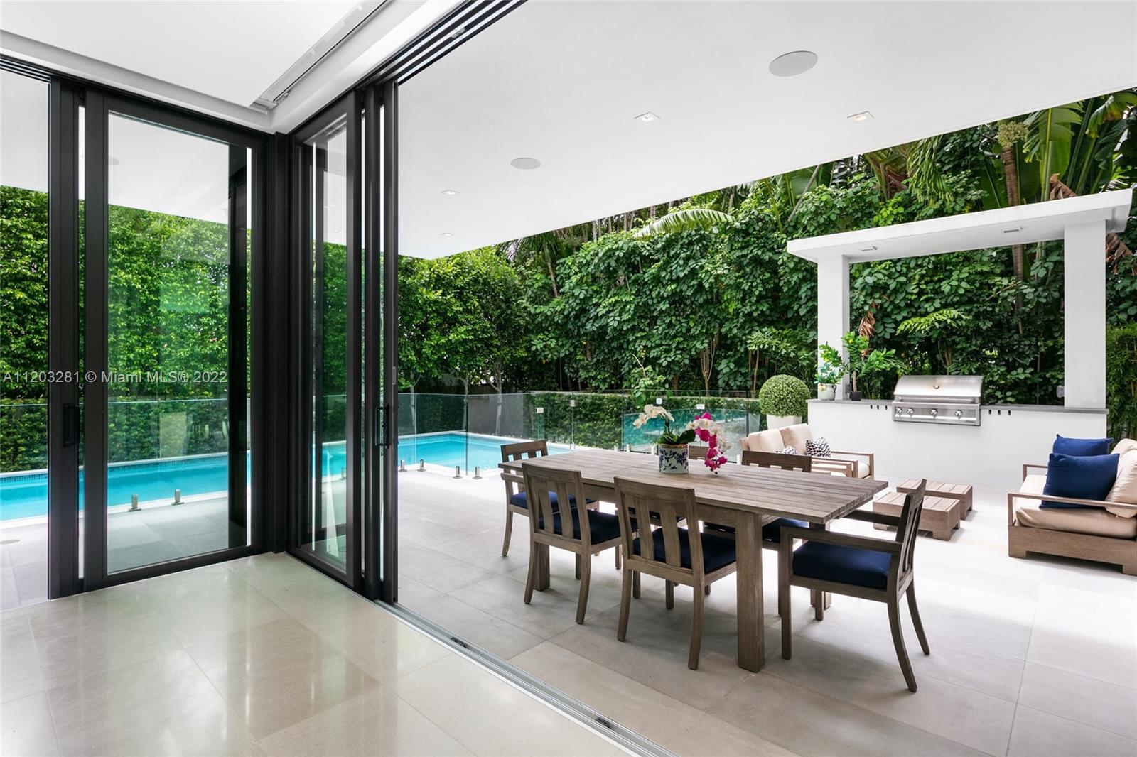 LA GORCE GOLF SUB - Residential