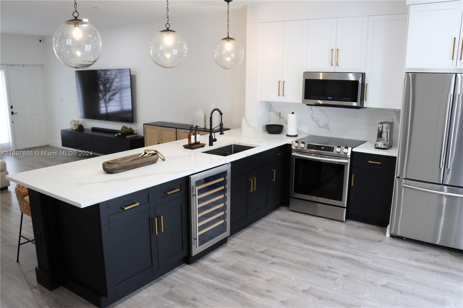 MILLENNIUM TOWNHOMES COND - Residential Lease