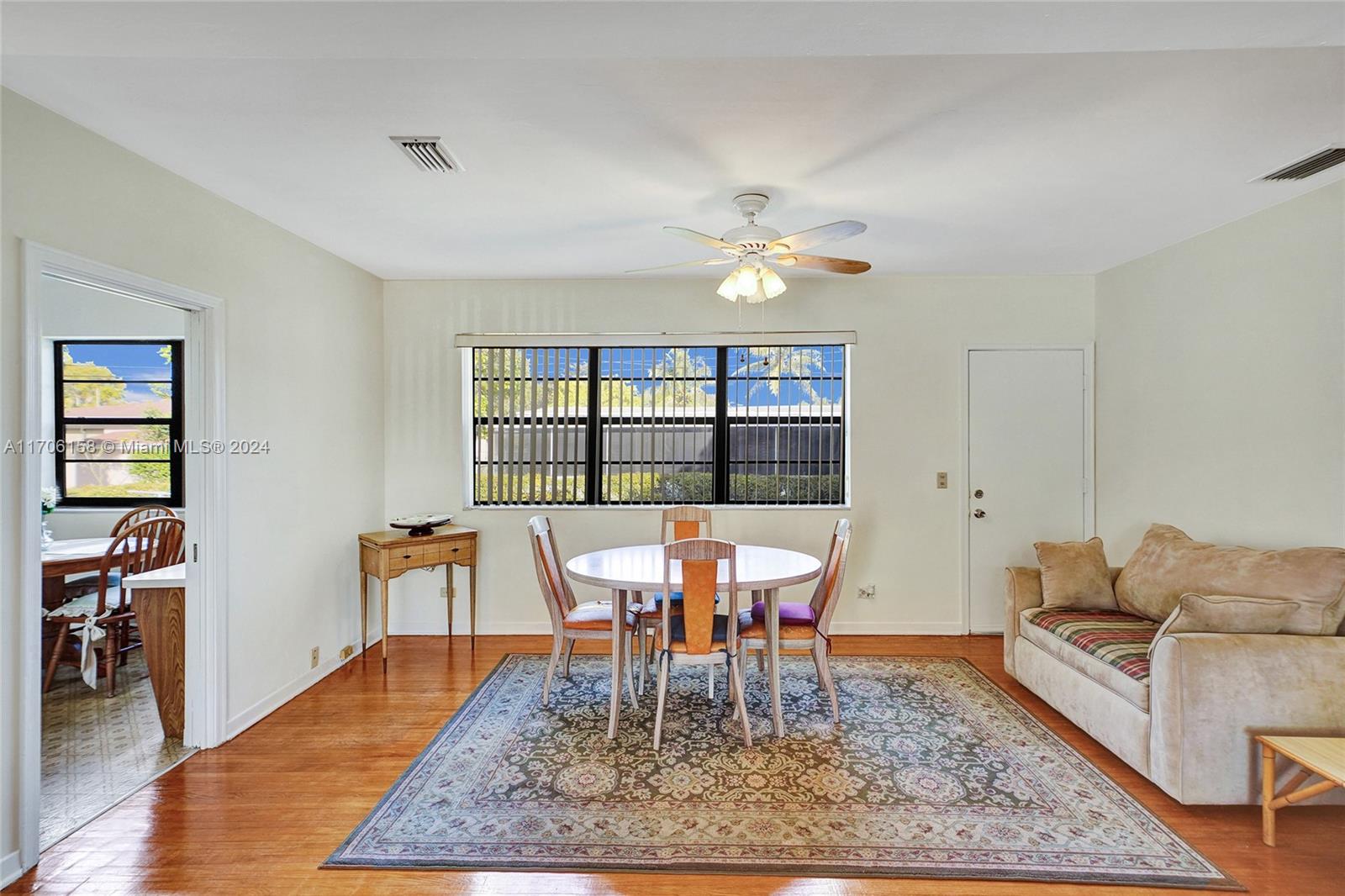 UNIT 1 MONTICELLO PARK - Residential
