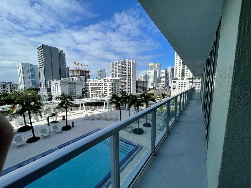 THE AXIS ON BRICKELL II C - Residential Lease