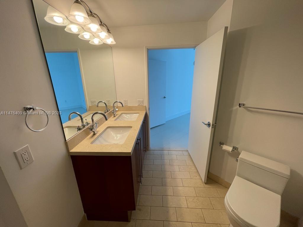 THE AXIS ON BRICKELL II C - Residential Lease