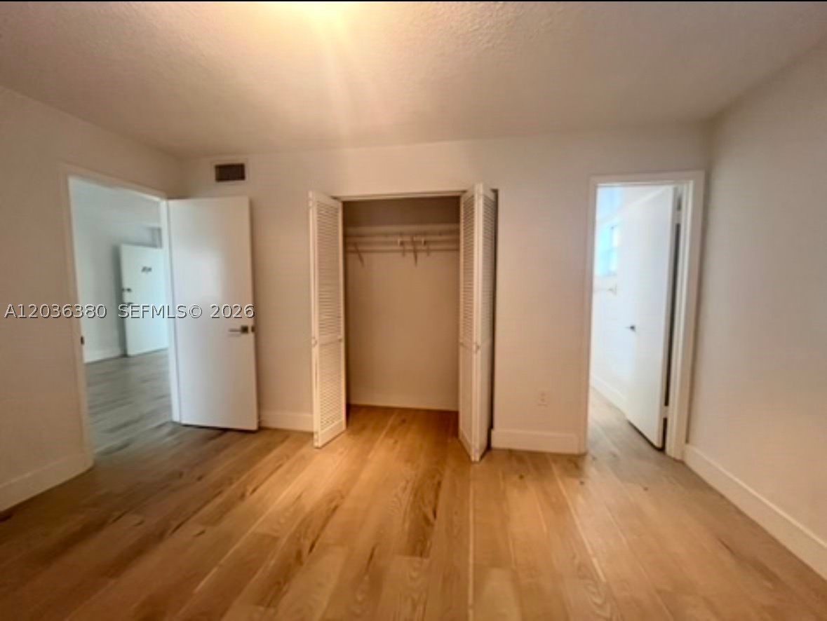 VILLA NAVARRA CONDO - Residential Lease