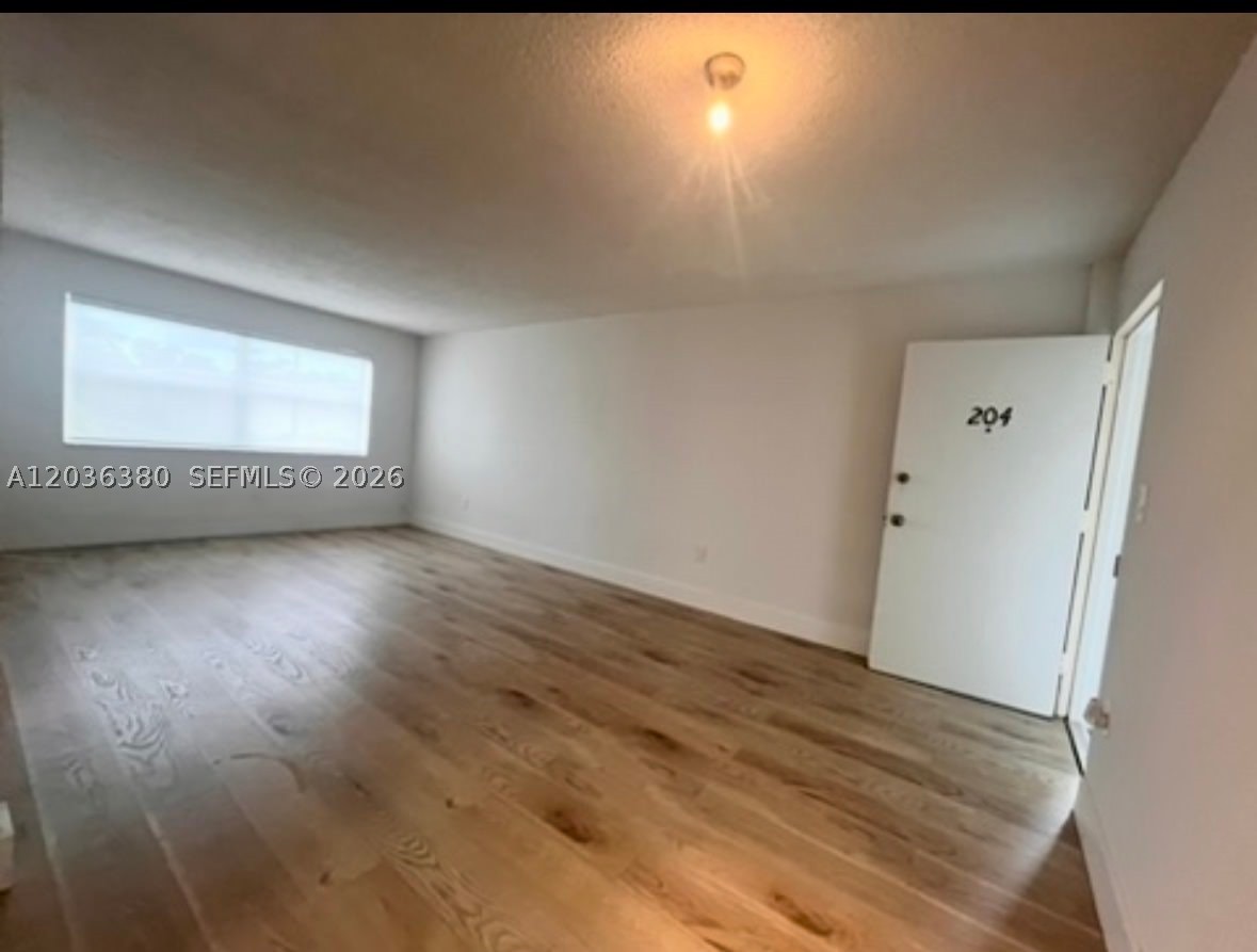 VILLA NAVARRA CONDO - Residential Lease