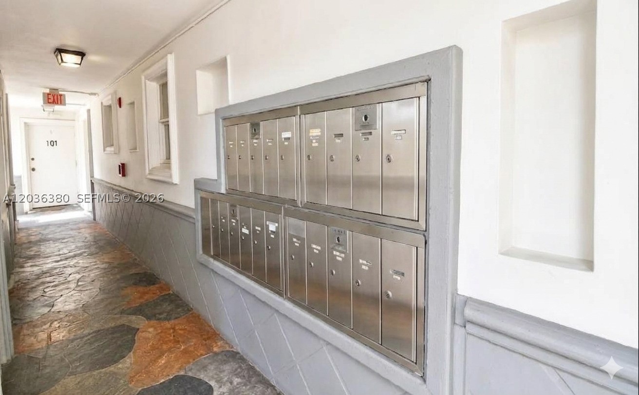 VILLA NAVARRA CONDO - Residential Lease