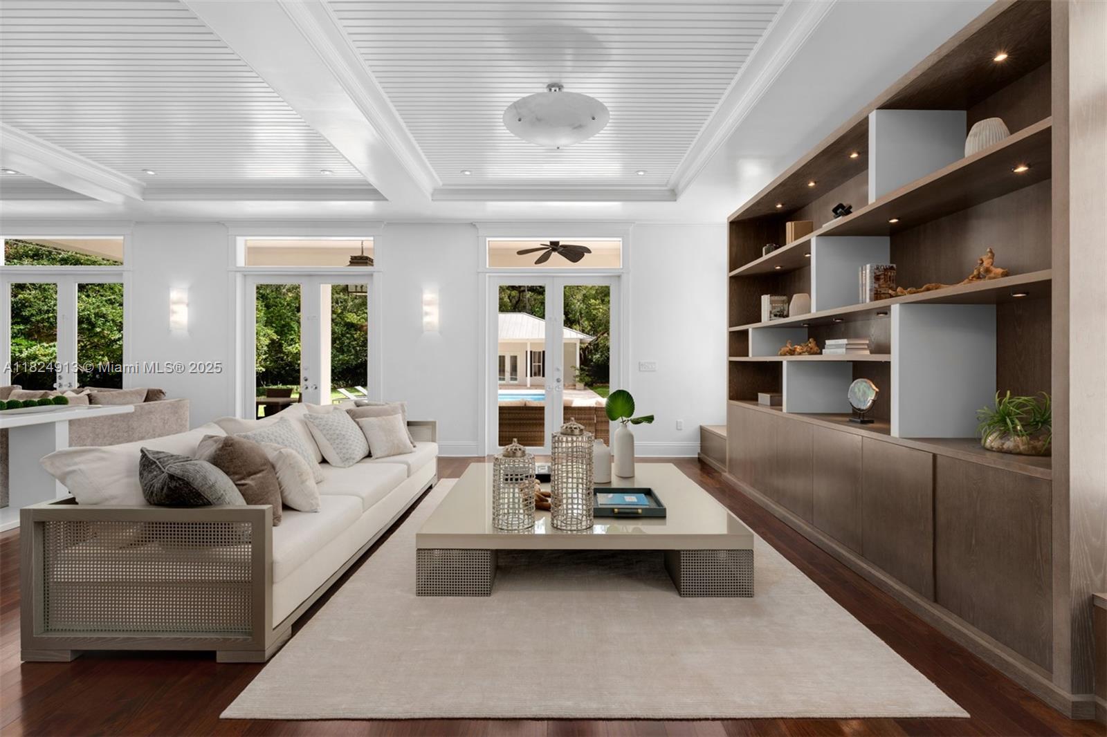 STONEGATE - Residential
