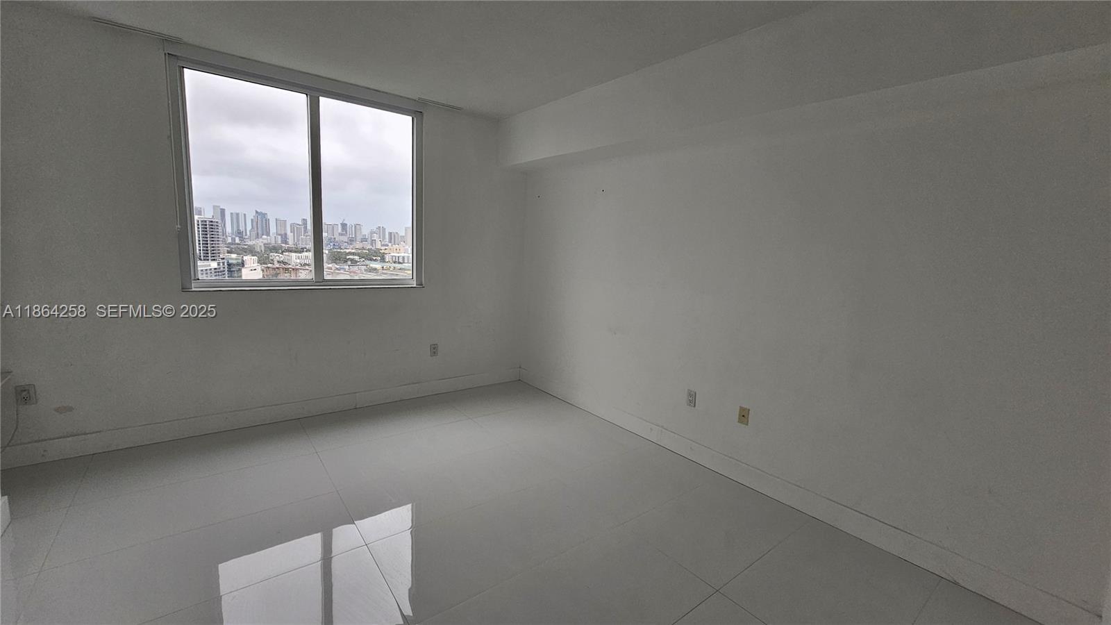 TERRAZAS RIVERPARK VILLAG - Residential