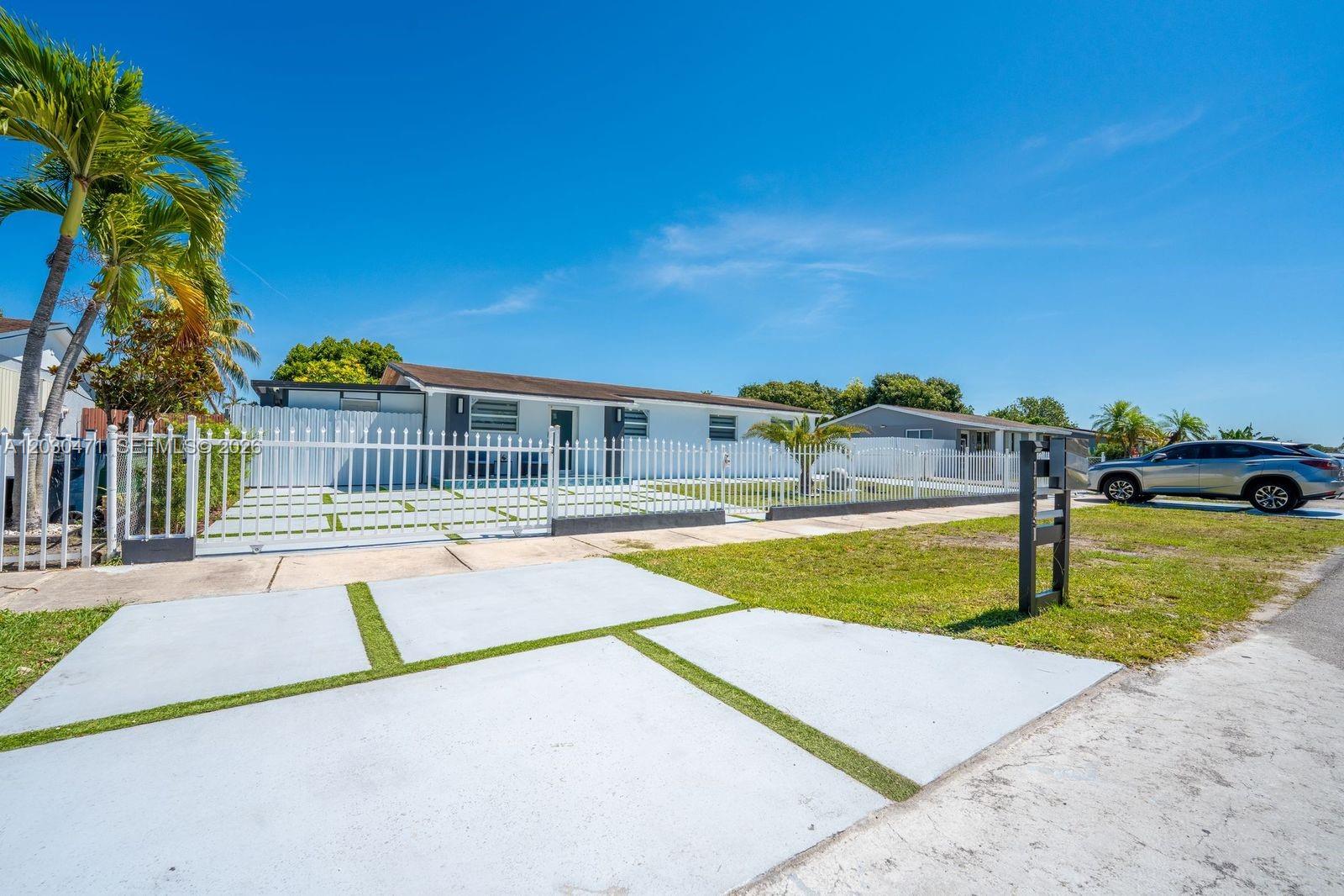 Exceptional investment and living opportunity in a prime location. This beautifull and fully remodeled property features 4 spacious bedrooms and 2 bathrooms, plus a 1/1 mother in law quarter,  an RV can remain on the property. Conveniently located near shopping, dining, schools, and major highways.
