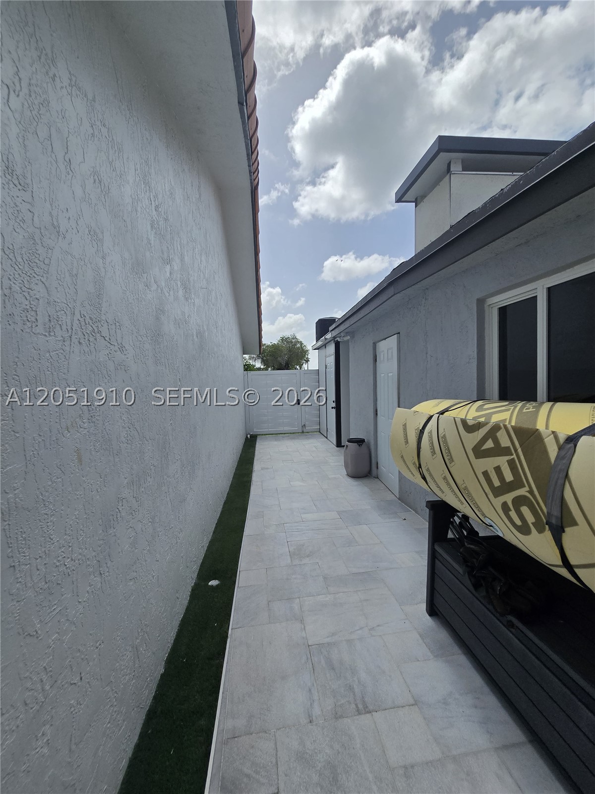 OAK RIDGE VILLAS SEC 1 RE - Residential Lease