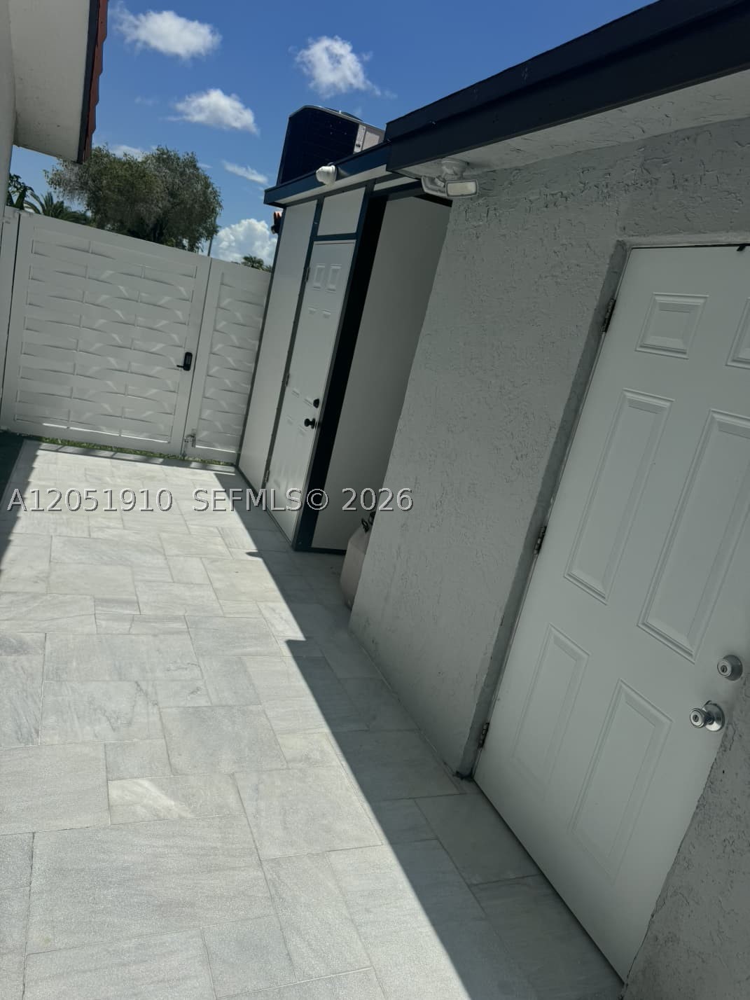 OAK RIDGE VILLAS SEC 1 RE - Residential Lease