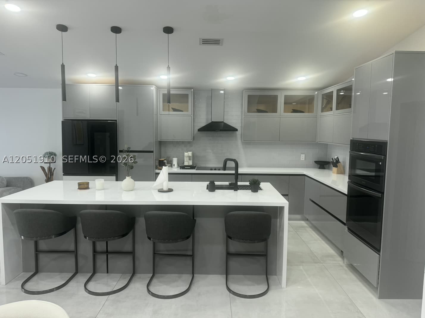 OAK RIDGE VILLAS SEC 1 RE - Residential Lease
