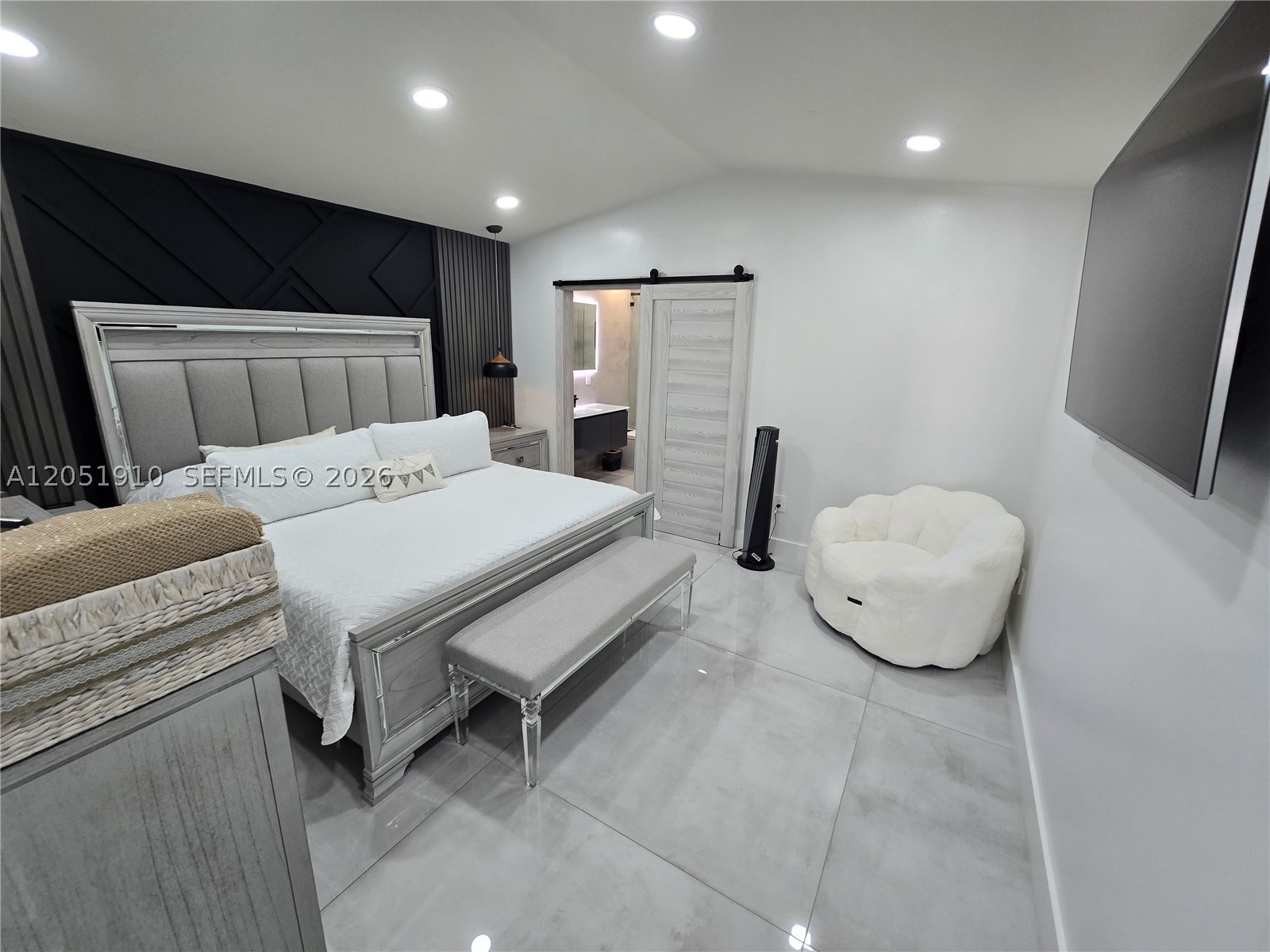 OAK RIDGE VILLAS SEC 1 RE - Residential Lease